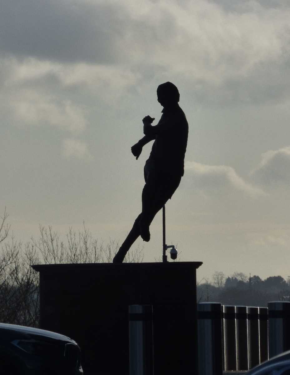 Tony Bomber Brown WBA statue