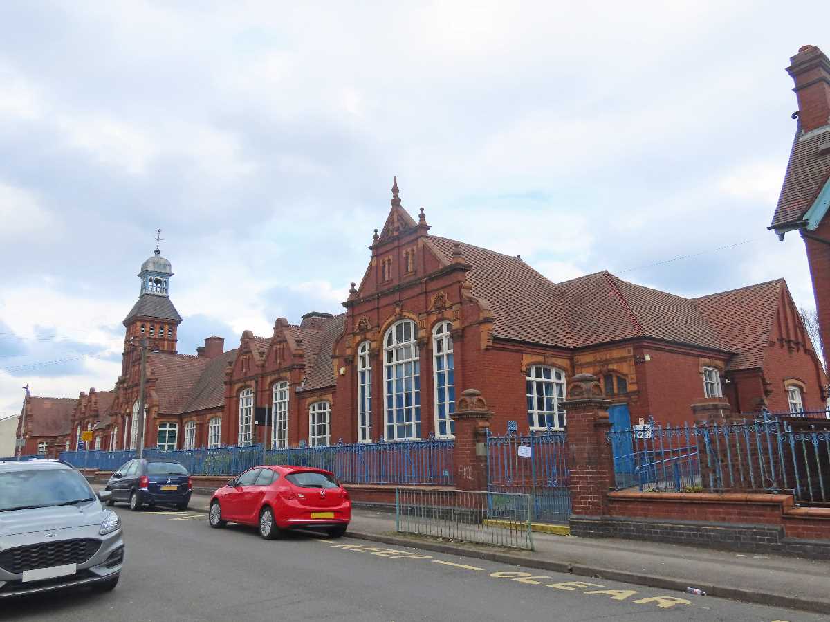 Lodge Primary School, West Bromwich